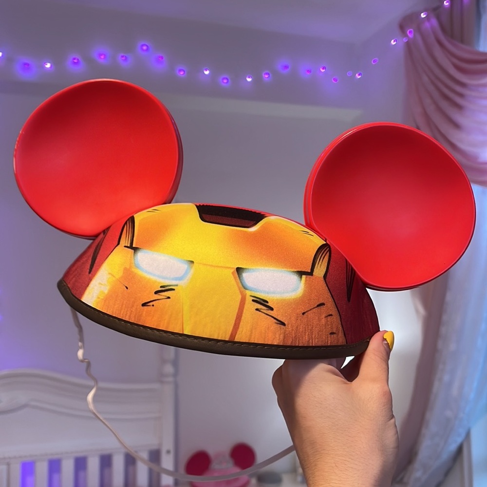 Iron Man Mickey Ears Hat - Picture 5 of 8